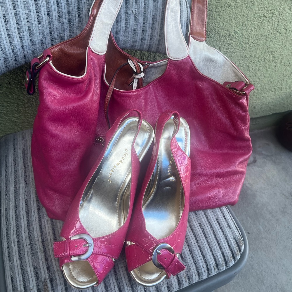 Bundle shoes size 8W!